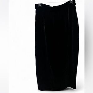Chic Black Pencil Skirt